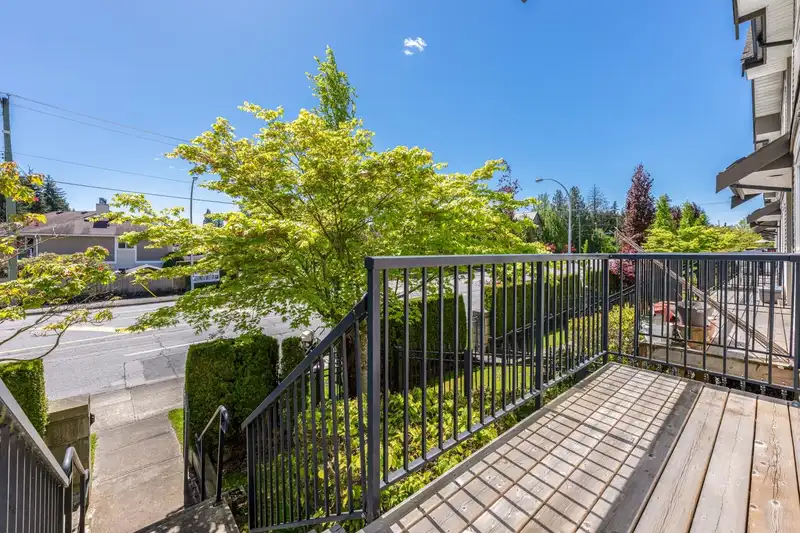2 14855 100 AVENUE - photo 4 of 30