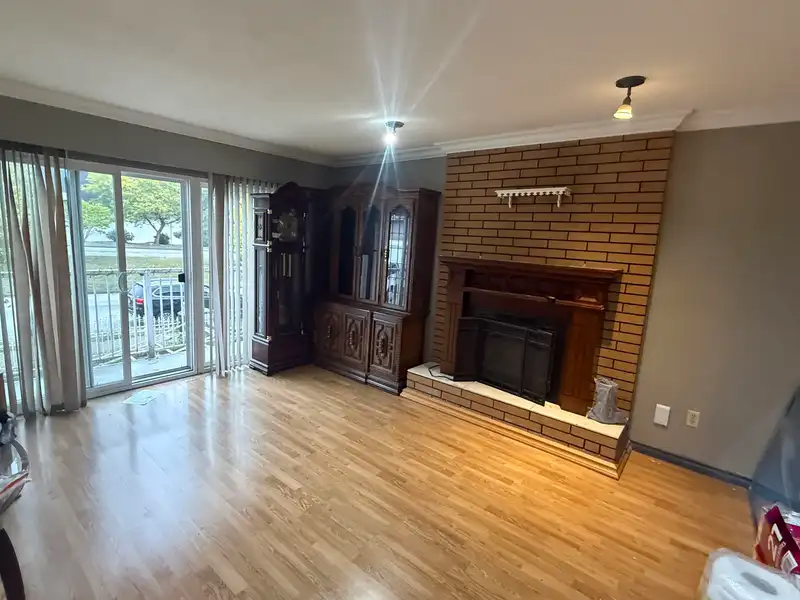 1031 BOUNDARY ROAD - photo 2 of 20