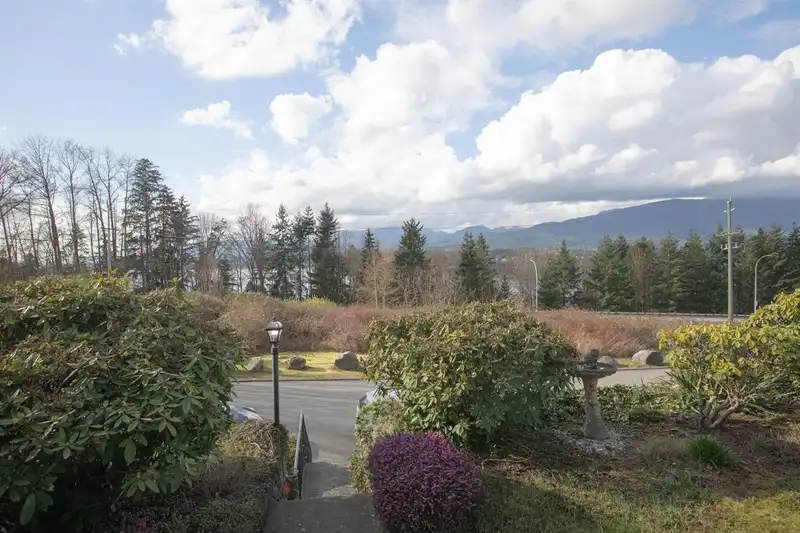 7352 BARNET ROAD - photo 2 of 7