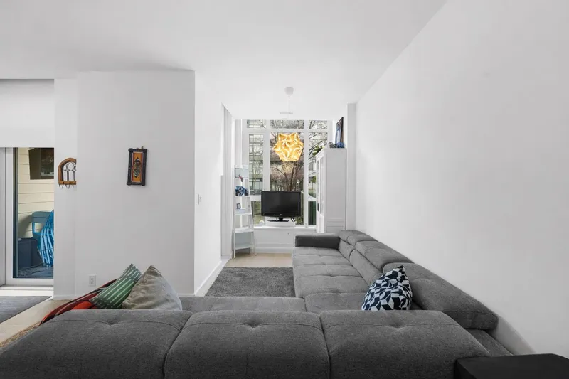 2779 LIBRARY LANE - photo 4 of 25