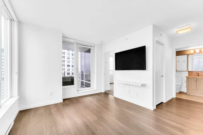 2502 5665 BOUNDARY ROAD - photo 3 of 24