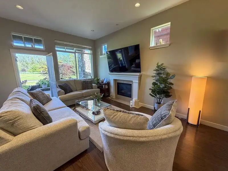 5116 CEDAR SPRINGS DRIVE - photo 3 of 19