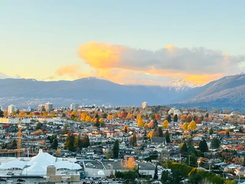 2505 4720 LOUGHEED HIGHWAY - photo 1 of 1