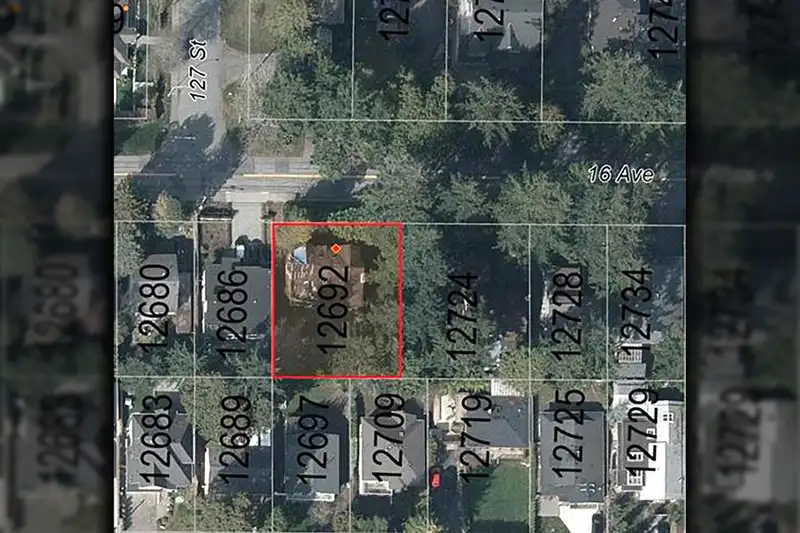 12692 16 AVENUE - photo 1 of 8