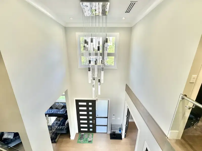 5550 CARSON STREET - photo 2 of 40