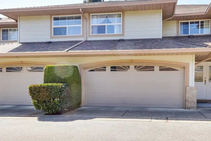 47 12165 75 AVENUE - photo 1 of 31