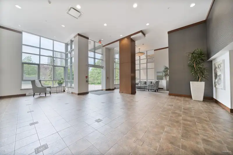 2102 290 NEWPORT DRIVE - photo 3 of 30
