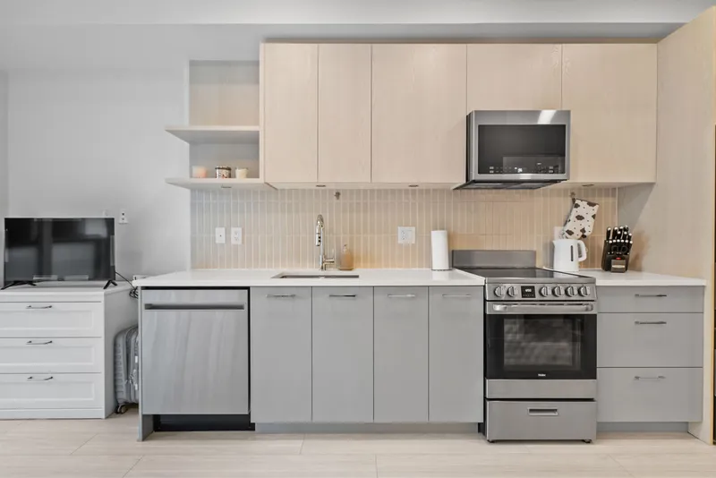 211 10777 138 STREET - photo 1 of 24