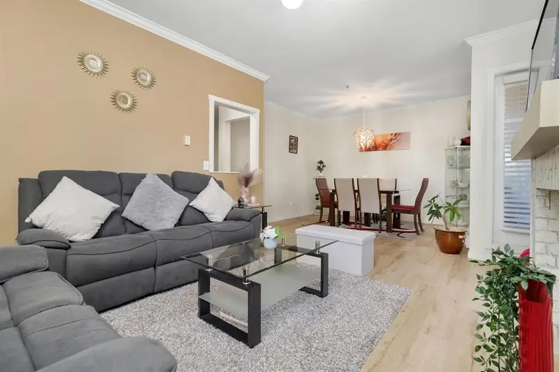 106 10675 138A STREET - photo 4 of 25