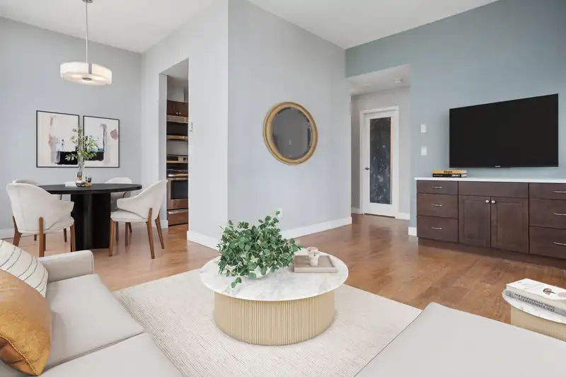 701 1010 HOWE STREET - photo 4 of 26