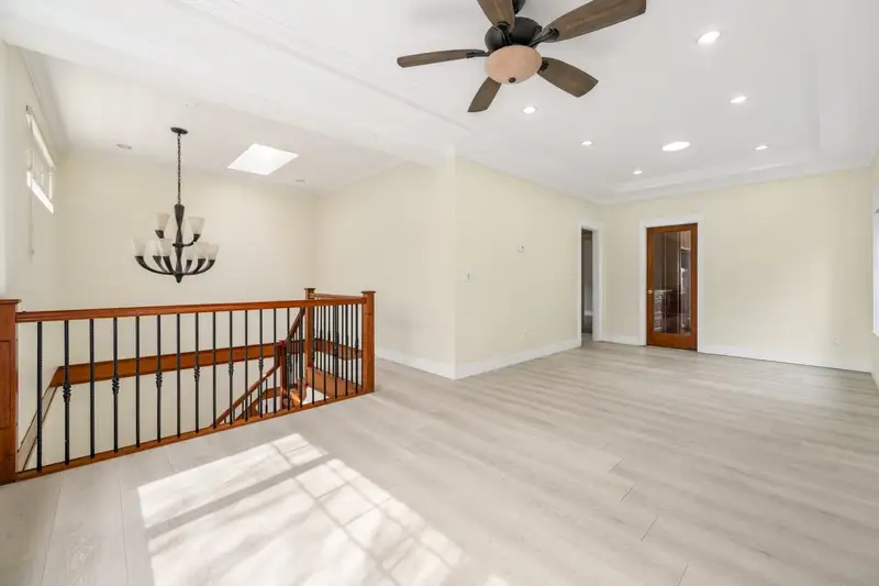 11215 WILLIAMS ROAD - photo 4 of 23