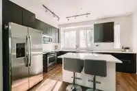 136 2418 AVON PLACE - thumbnail 9