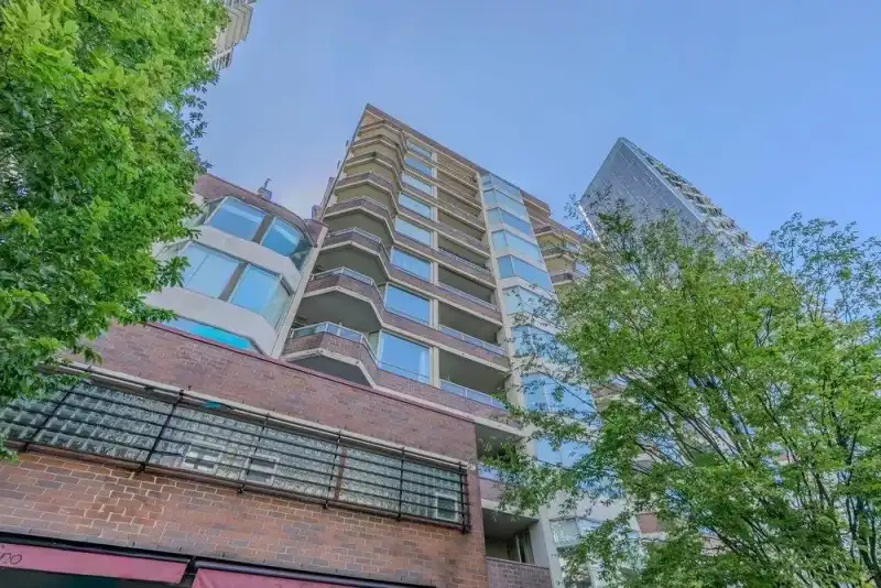 903 1330 HORNBY STREET - photo 1 of 19