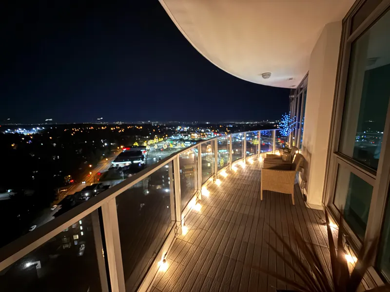 2001 1501 FOSTER STREET - photo 3 of 25