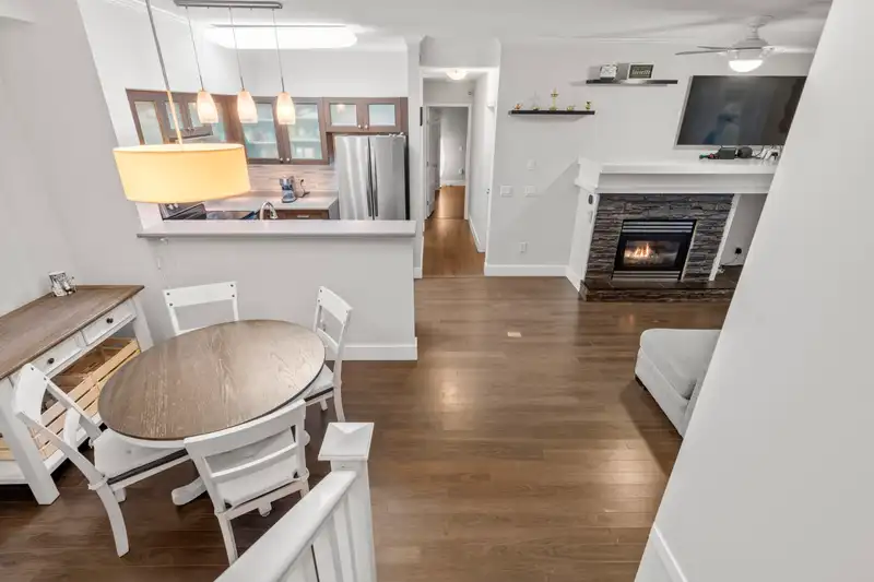 20 50 PANORAMA PLACE - photo 3 of 28