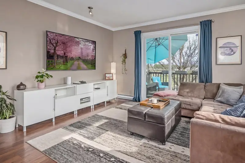 35 7348 192A STREET - photo 4 of 25