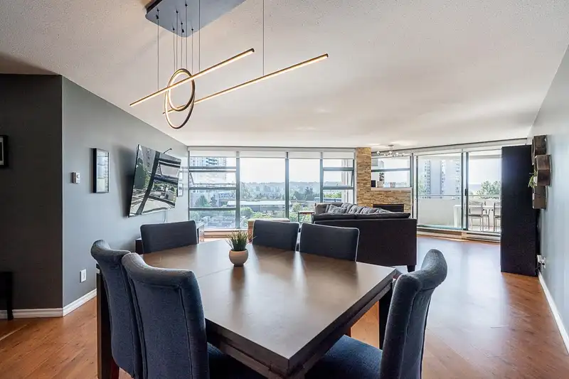 403 98 TENTH STREET - photo 2 of 26