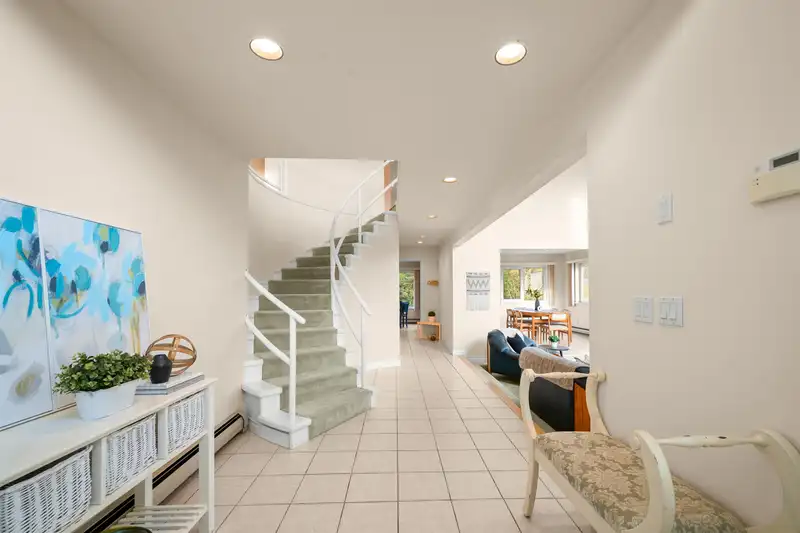 2279 LECLAIR DRIVE - photo 2 of 38