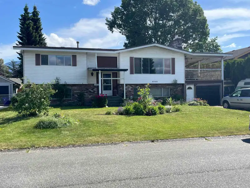 45946 SILVER AVENUE - photo 3 of 9