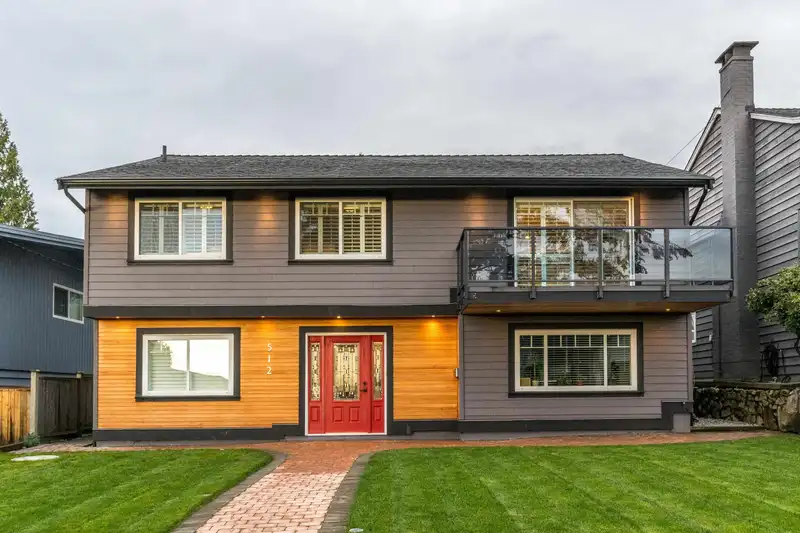 512 W 29TH STREET - photo 1 of 36