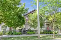 7 19560 68 AVENUE - thumbnail 2