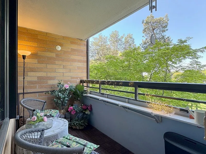 405 6611 MINORU BOULEVARD - photo 3 of 25