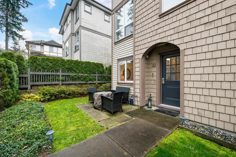 64 7848 209 STREET - photo 2 of 36