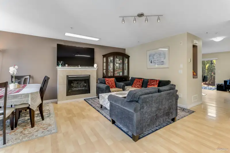 86 12711 64 AVENUE - photo 2 of 24