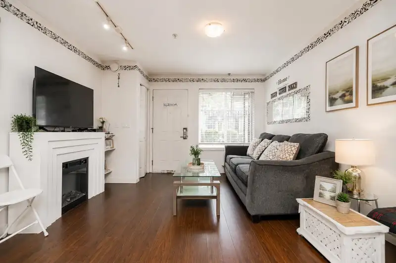 103 13958 108 AVENUE - photo 4 of 23