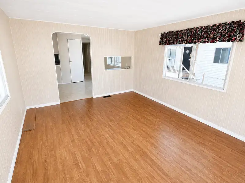 19 11882 POPLAR DRIVE - photo 4 of 15