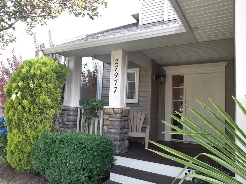 27977 BUFFER CRESCENT - photo 2 of 34
