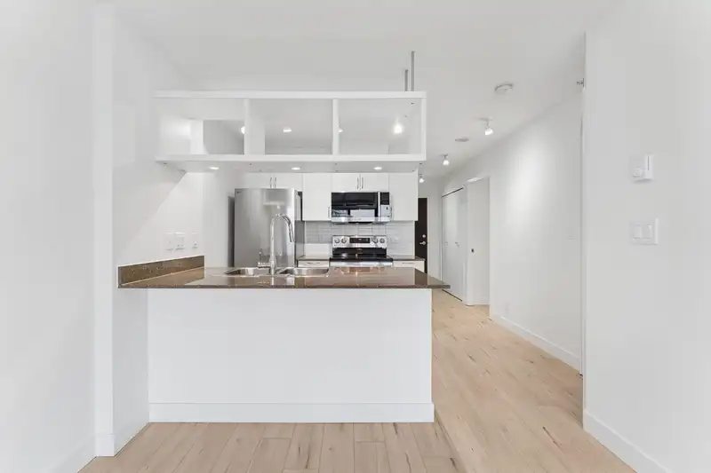 1532 938 SMITHE STREET - photo 4 of 18