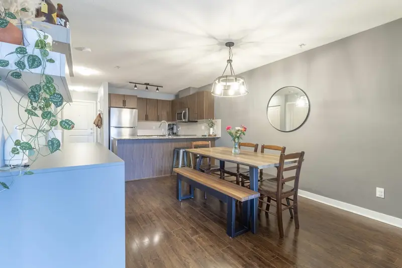 C111 8929 202 STREET - photo 4 of 25