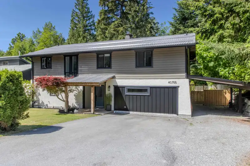 40755 THUNDERBIRD RIDGE - photo 1 of 40