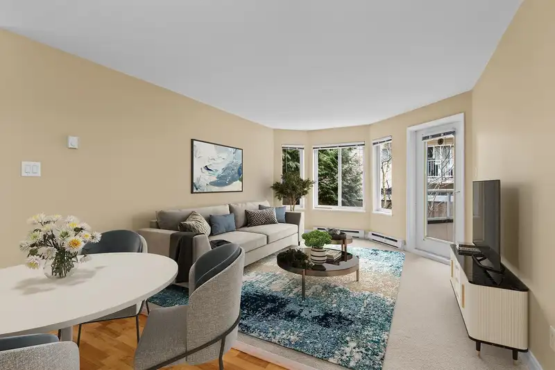 103 3063 IMMEL STREET - photo 1 of 40