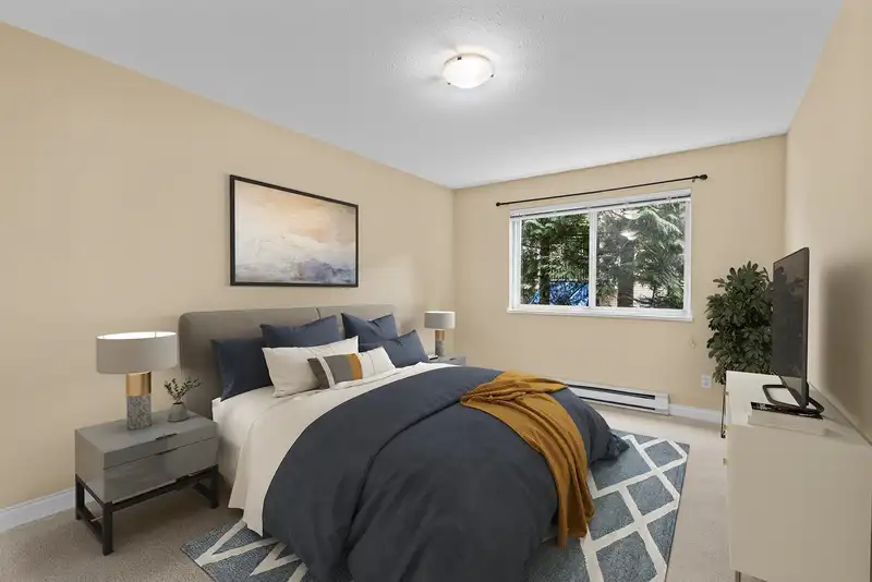 103 3063 IMMEL STREET - photo 2 of 40