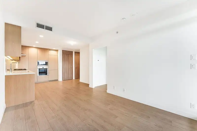 4108 4890 LOUGHEED HIGHWAY - photo 2 of 29