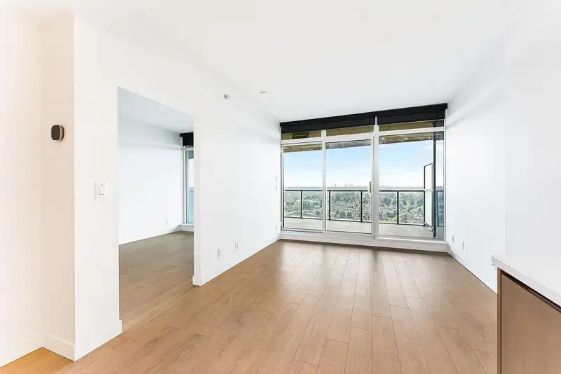 4108 4890 LOUGHEED HIGHWAY - photo 4 of 29