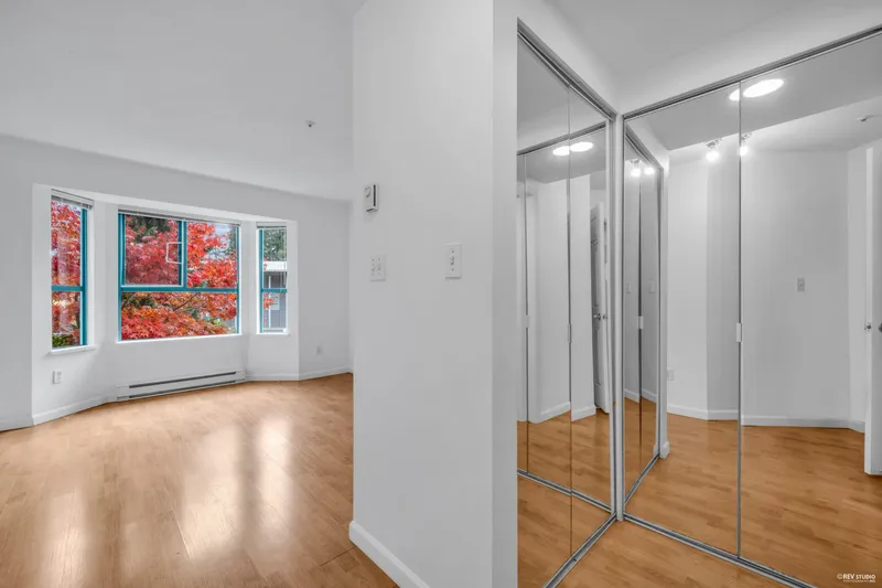 104E 3081 GLEN DRIVE - photo 3 of 25