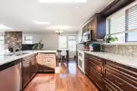 2266 WILLOUGHBY WAY - thumbnail 8