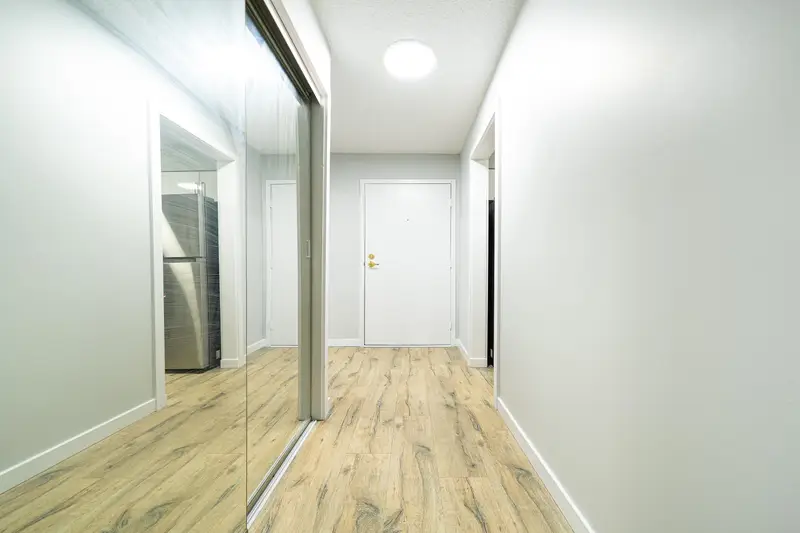 308 1561 VIDAL STREET - photo 3 of 25