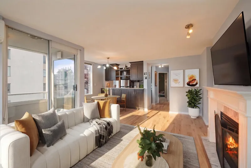 403 1436 HARWOOD STREET - photo 2 of 18