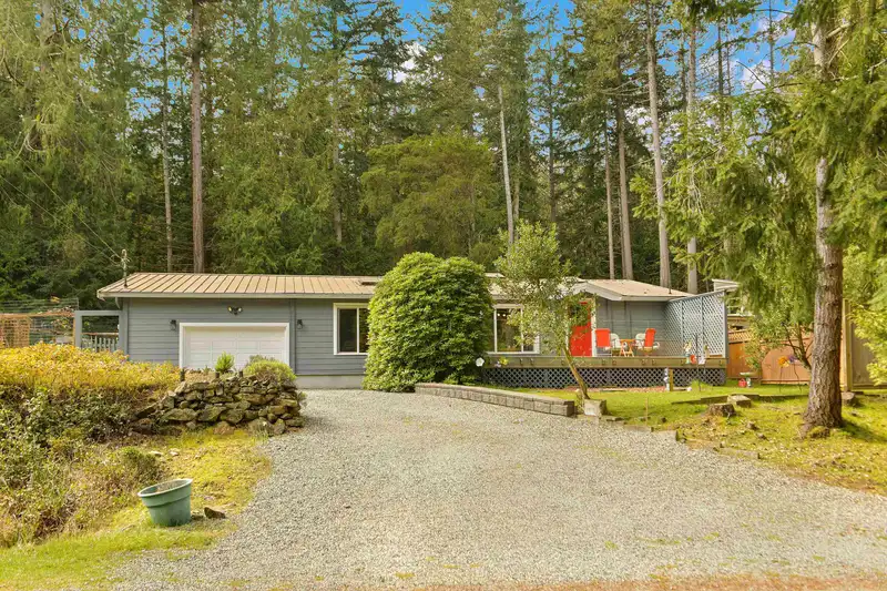514 AYA REACH ROAD - photo 1 of 40