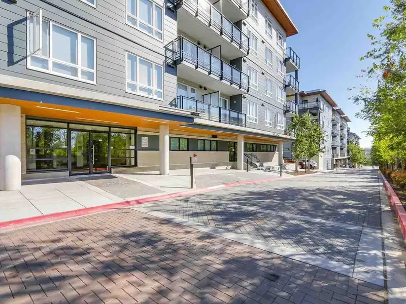 212 13919 FRASER HIGHWAY - photo 1 of 31