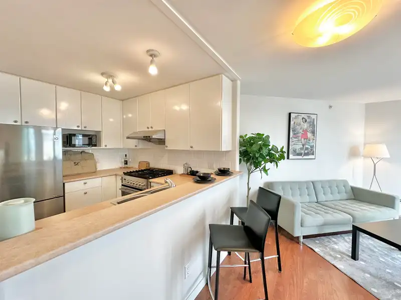902 4567 HAZEL STREET - photo 3 of 21