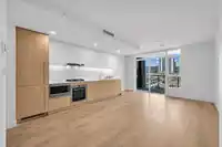 910 318 ALDERSON AVENUE - thumbnail 7