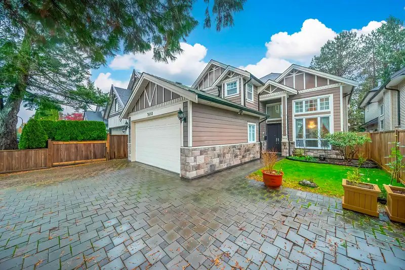 3668 BLUNDELL ROAD - photo 1 of 40