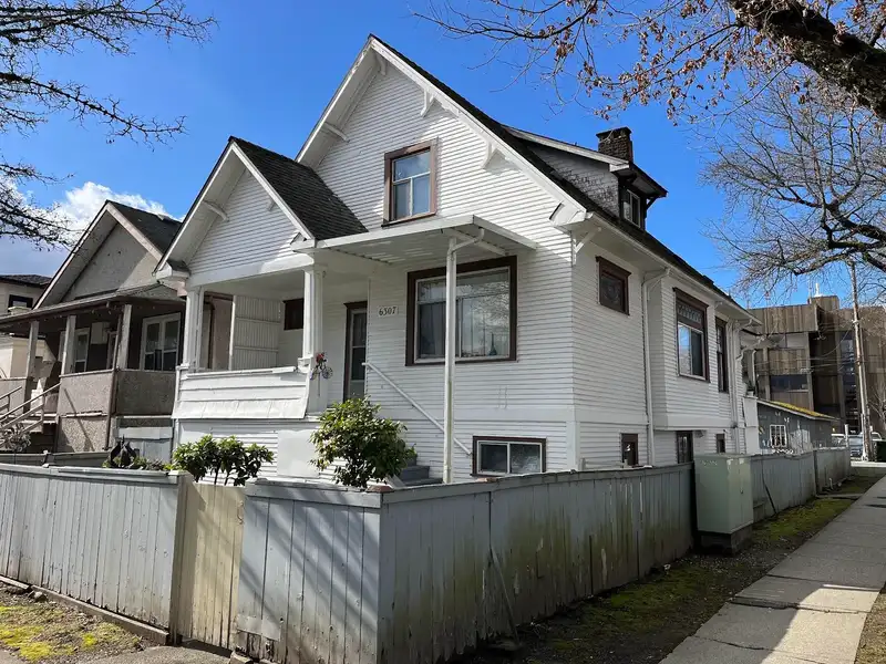 6307 CHESTER STREET - photo 1 of 13