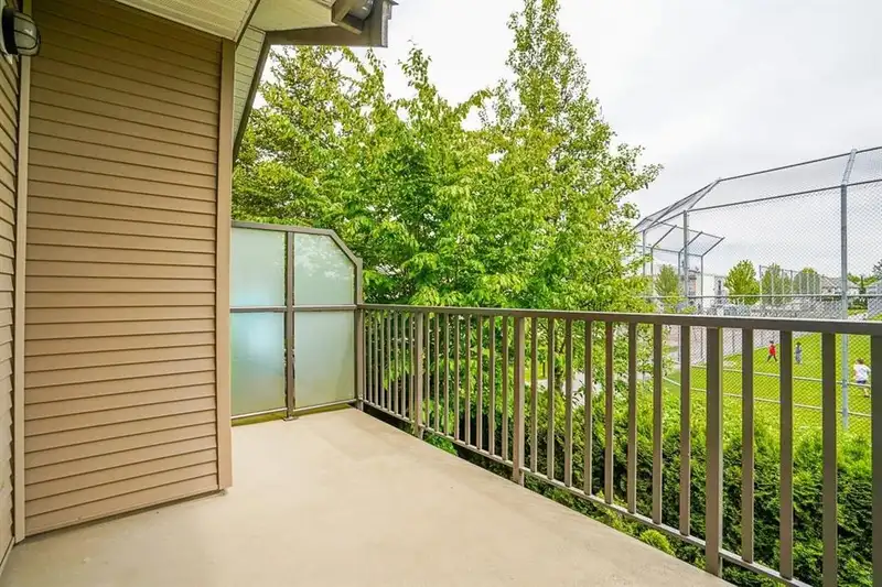 25 8250 209B STREET - photo 2 of 23