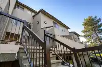 214 8140 COLONIAL DRIVE - thumbnail 1